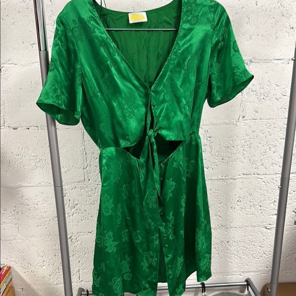 Green Floral Print Silk Dress Size 40 FROM FUTURE - NWOT Button Down Cut Out Bow